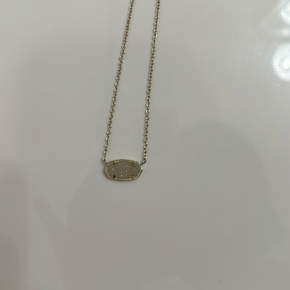 Kendra Scott Necklace